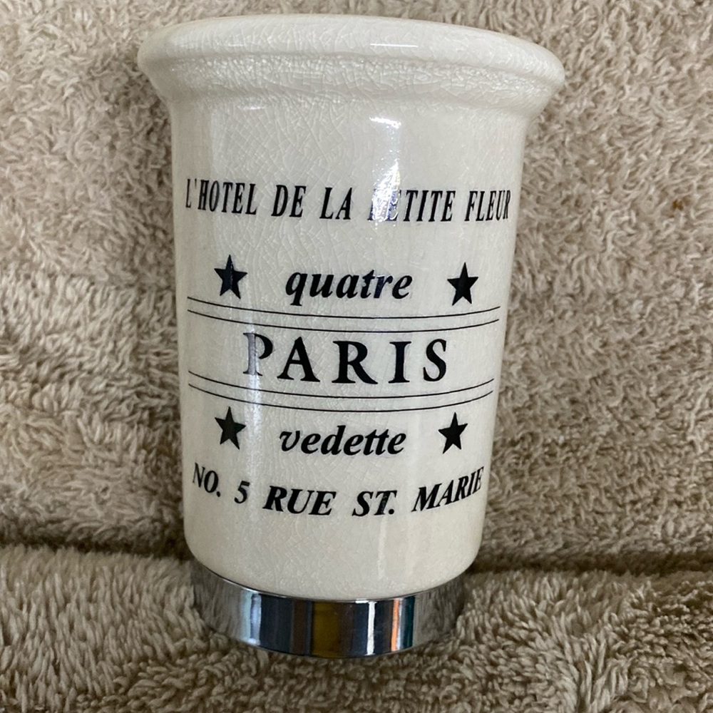 Paris Hotel ceramic toothbrush holder case